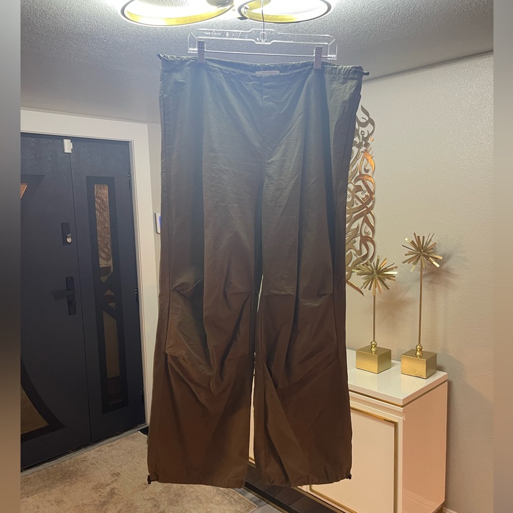 Olive Wide Leg parachute Pants